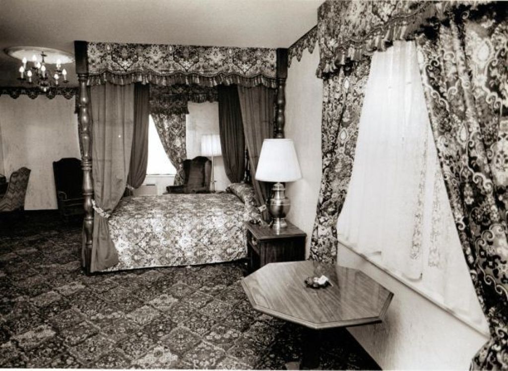 The Lodge, Bettendorf
